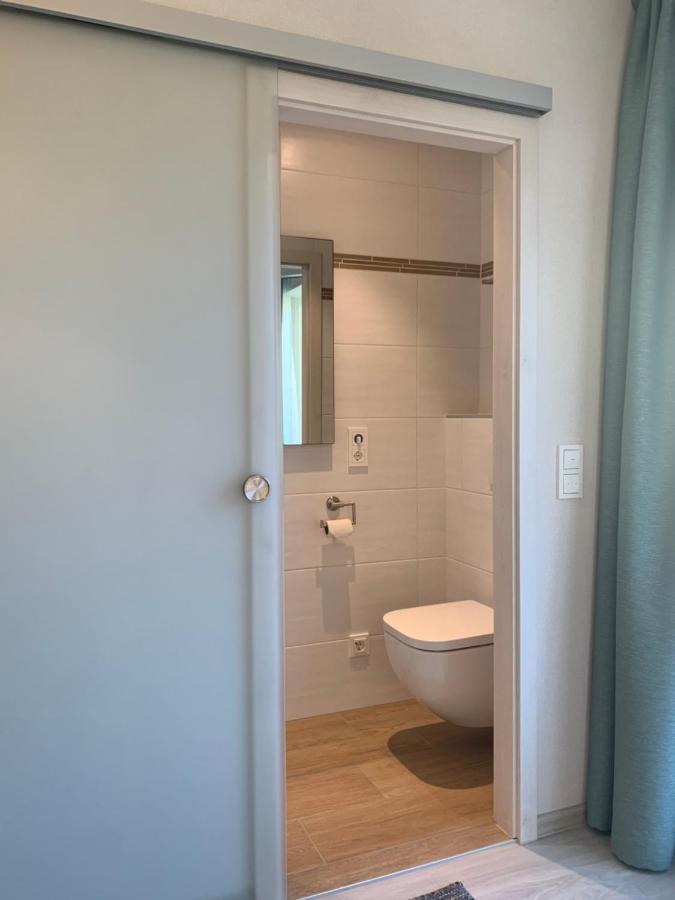 Weingut Stiftshof Hotell Enkirch Exteriör bild