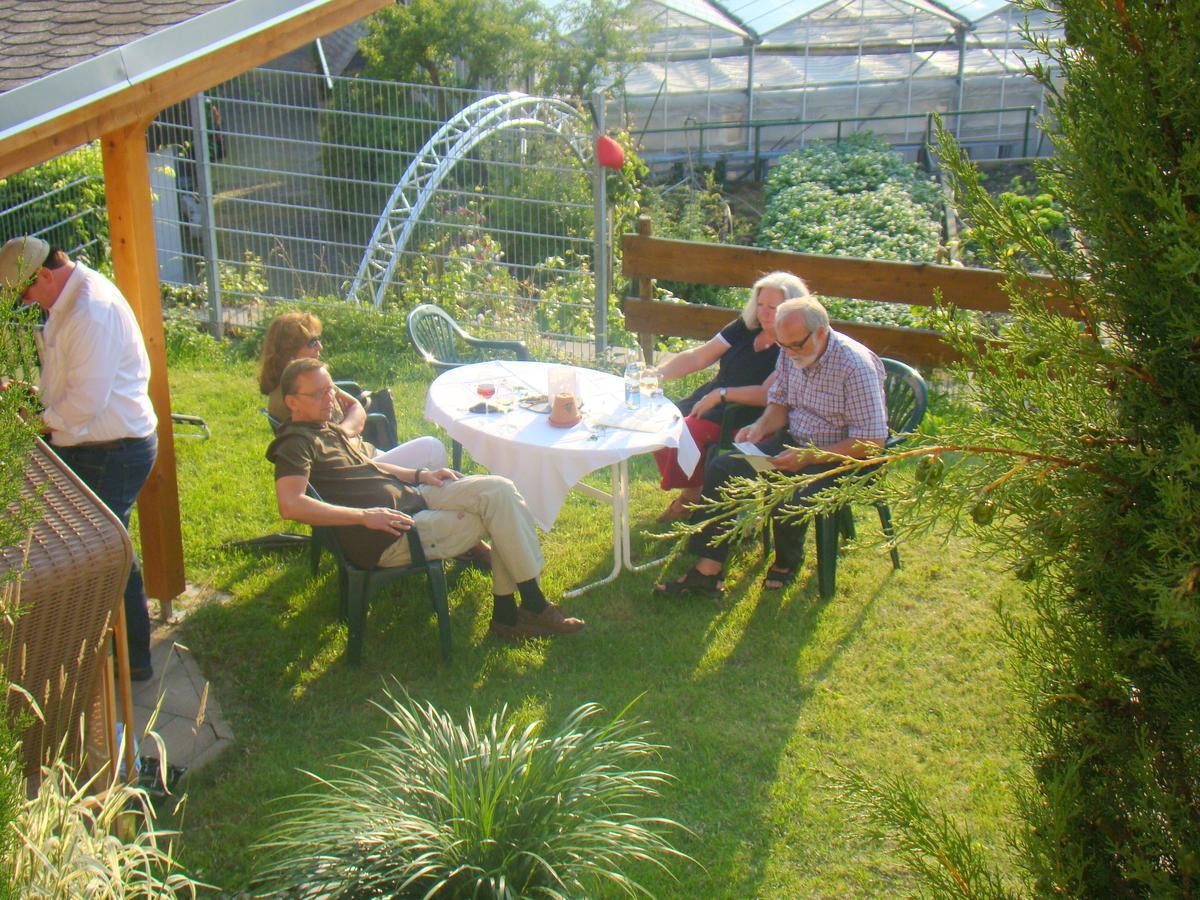 Weingut Stiftshof Hotell Enkirch Exteriör bild